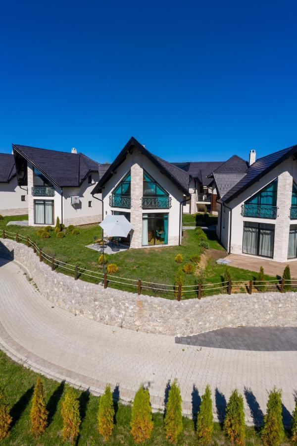 S6 Villa *